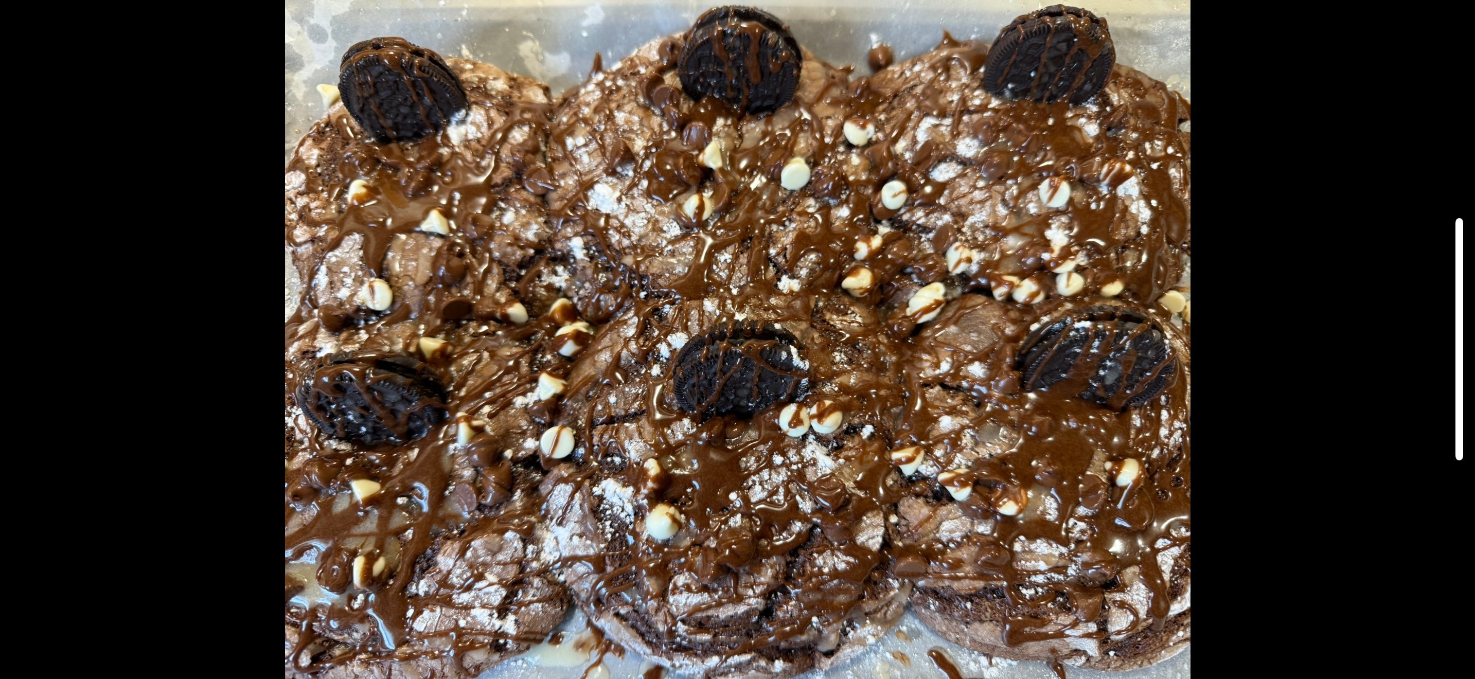 Cookie Cluster (Oreo Chocolate Cheesecake)